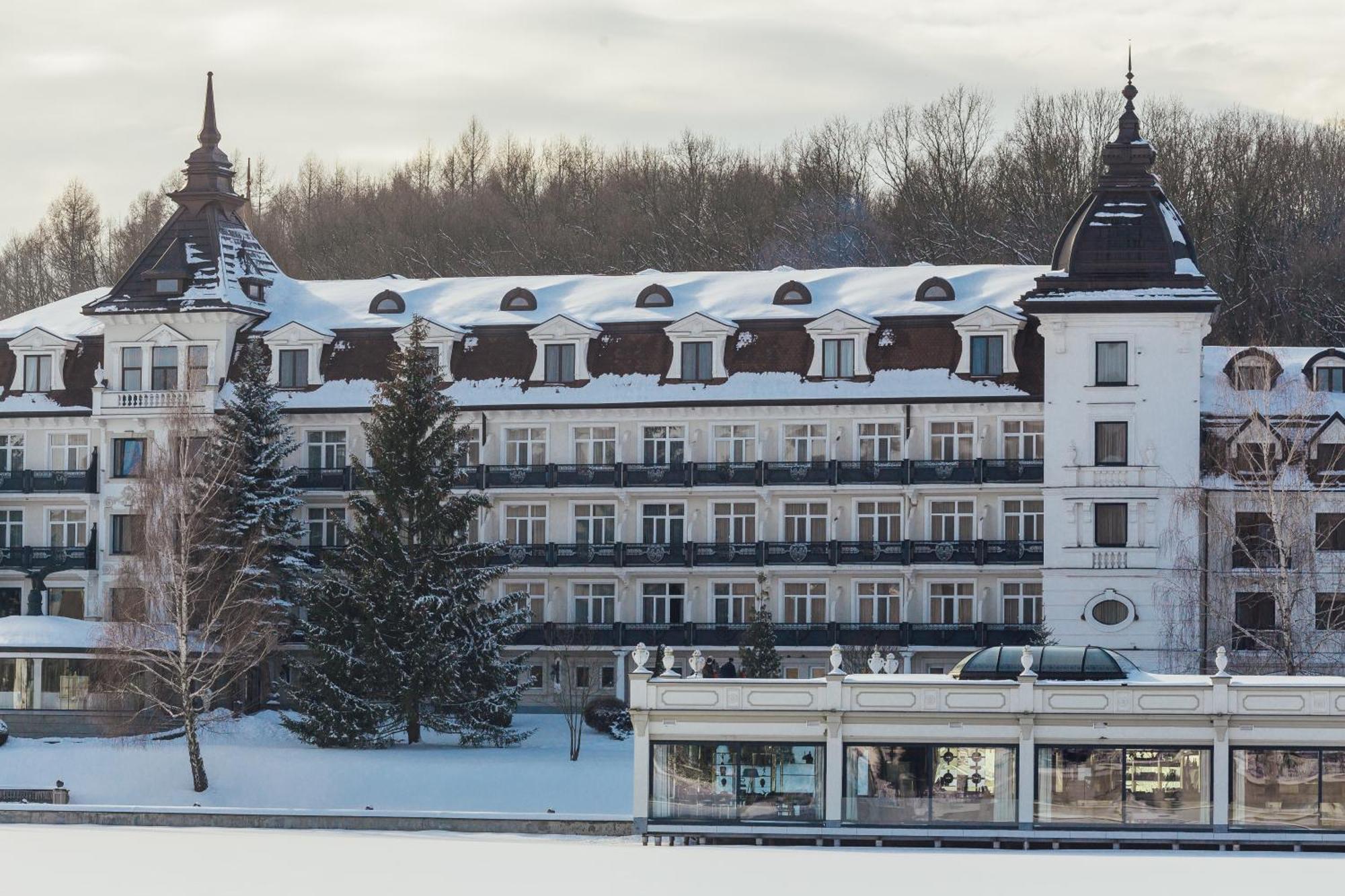 Edem Resort Medical & Spa Strelki  Eksteriør bilde